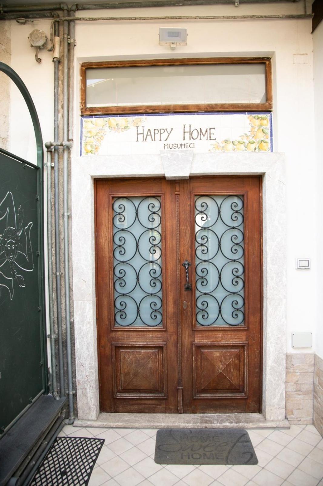 Happy Home Giardini Naxos Exterior foto